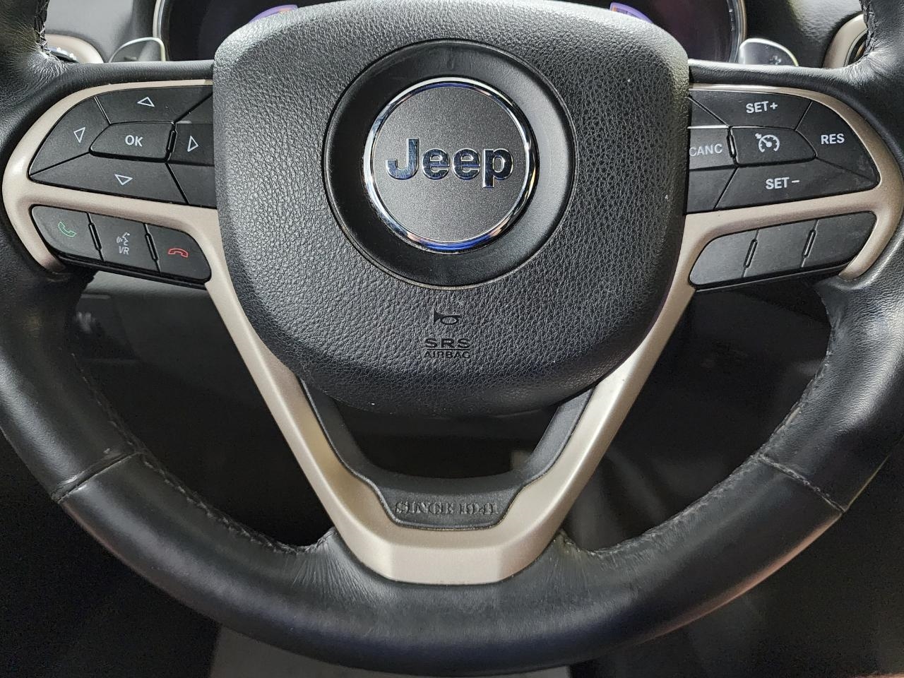 2016 Jeep Grand Cherokee Laredo photo 14