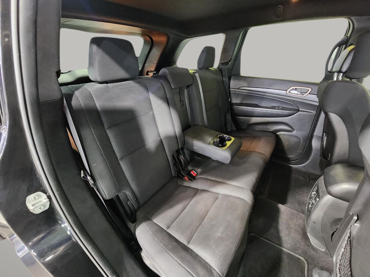 2016 Jeep Grand Cherokee Laredo photo 24