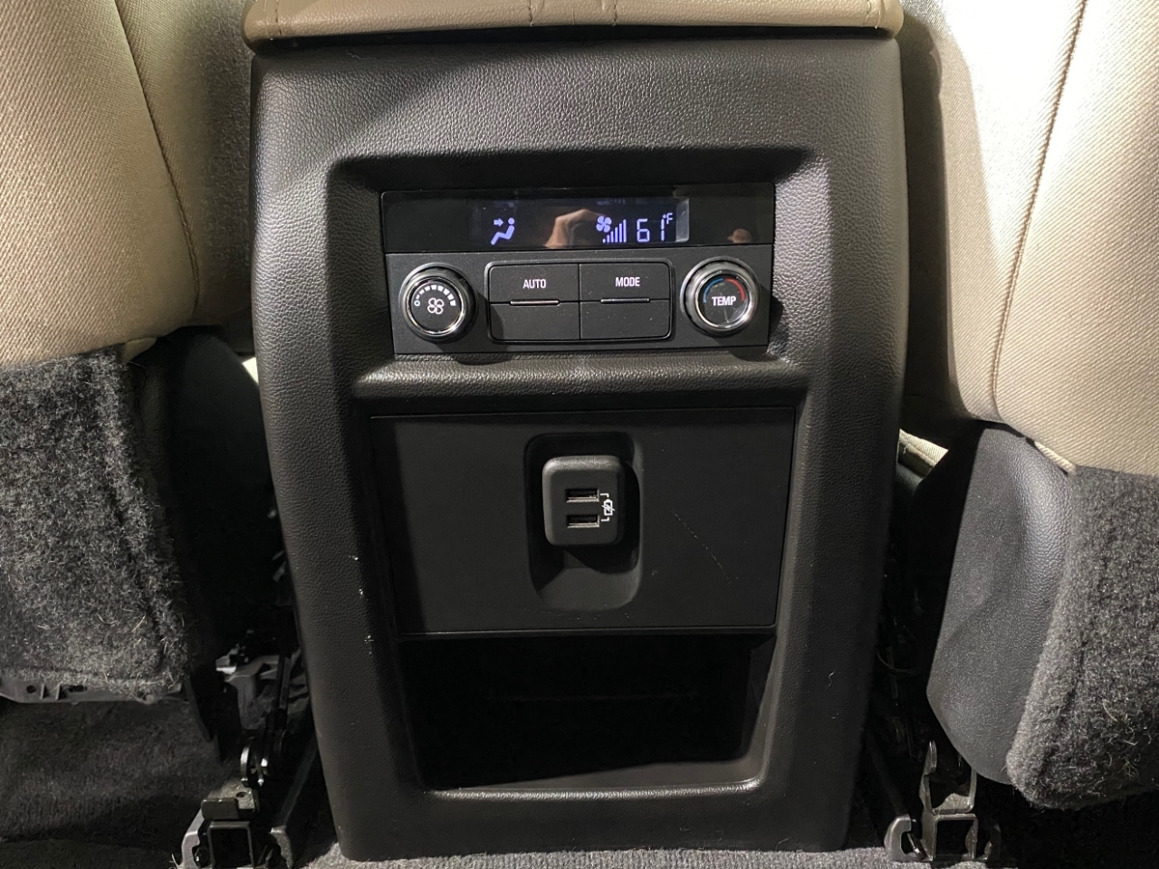 Chevrolet Traverse LT Cloth FWD 2022 Chevrolet Traverse LT Cloth FWD 2022