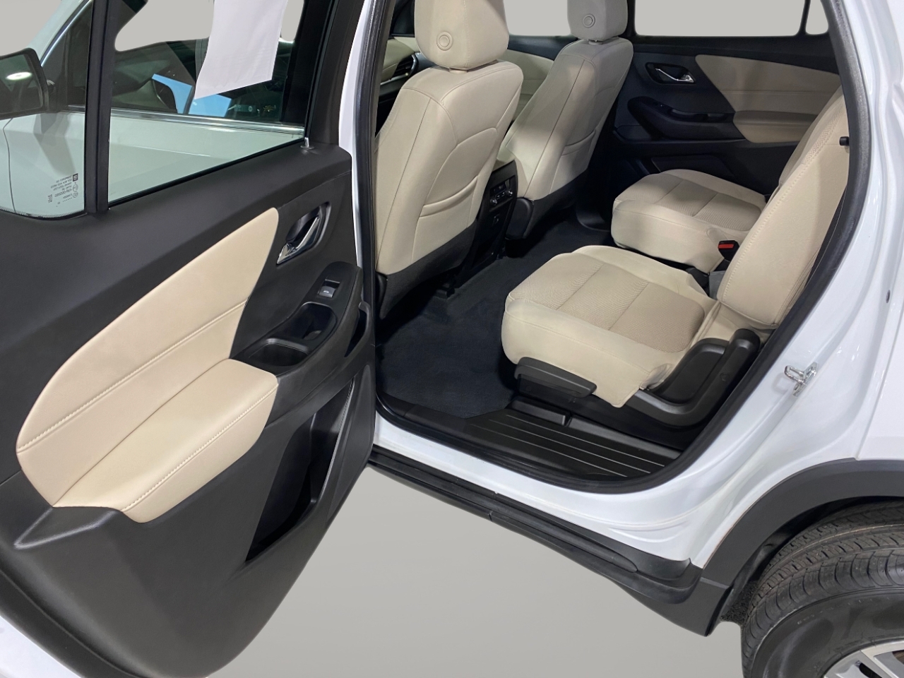 Chevrolet Traverse LT Cloth FWD 2022 Chevrolet Traverse LT Cloth FWD 2022