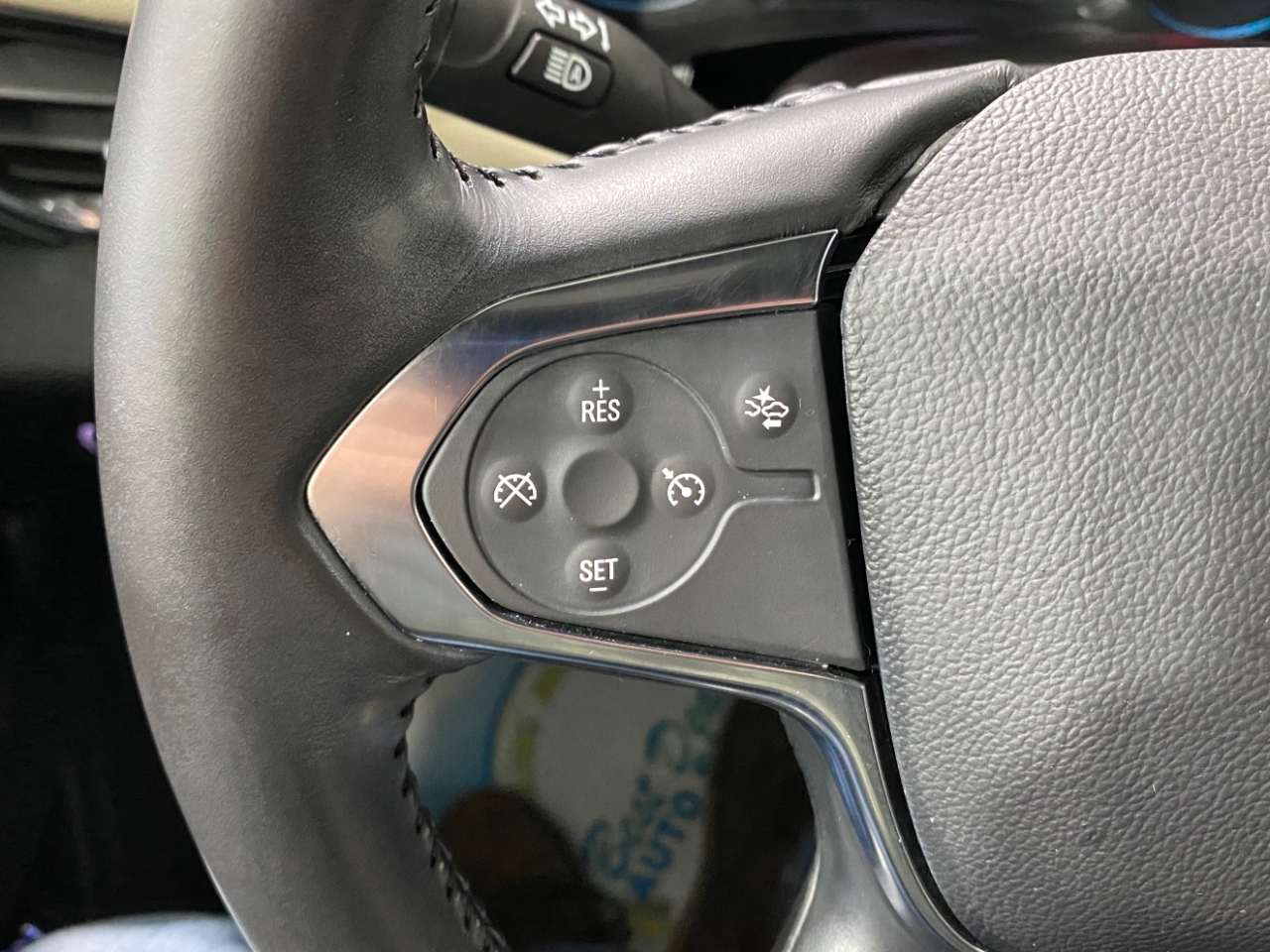 Chevrolet Traverse LT Cloth FWD 2022 Chevrolet Traverse LT Cloth FWD 2022