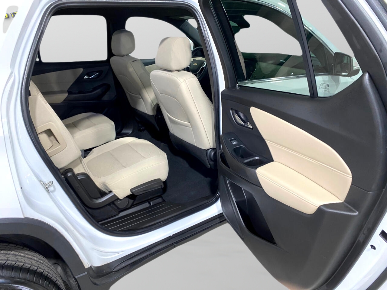 Chevrolet Traverse LT Cloth FWD 2022 Chevrolet Traverse LT Cloth FWD 2022