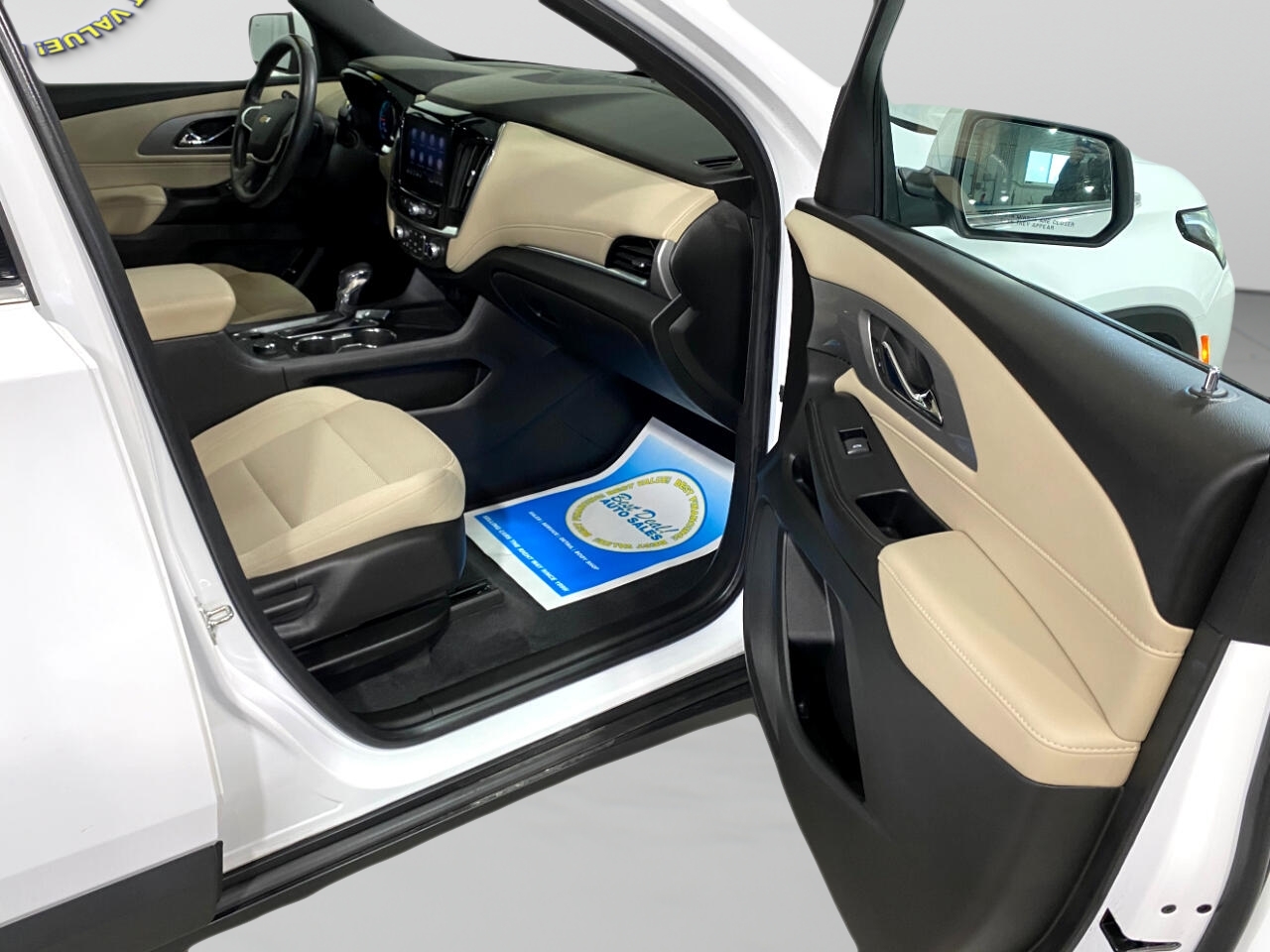 Chevrolet Traverse LT Cloth FWD 2022 Chevrolet Traverse LT Cloth FWD 2022