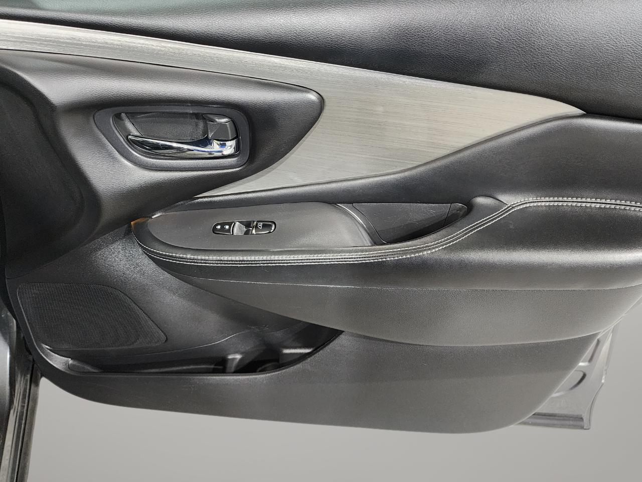 2016 Nissan Murano Platinum photo 27