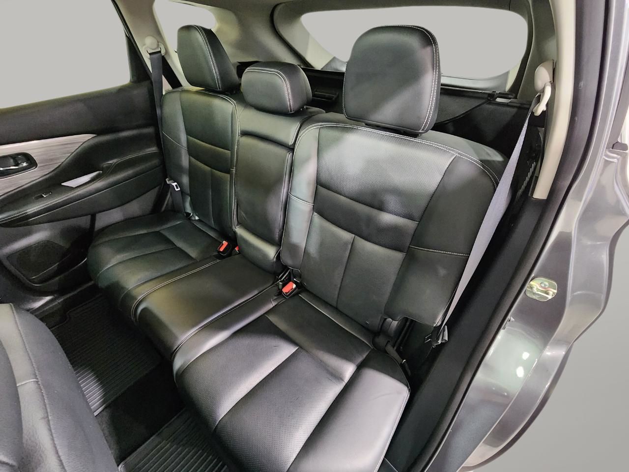 2016 Nissan Murano Platinum photo 32