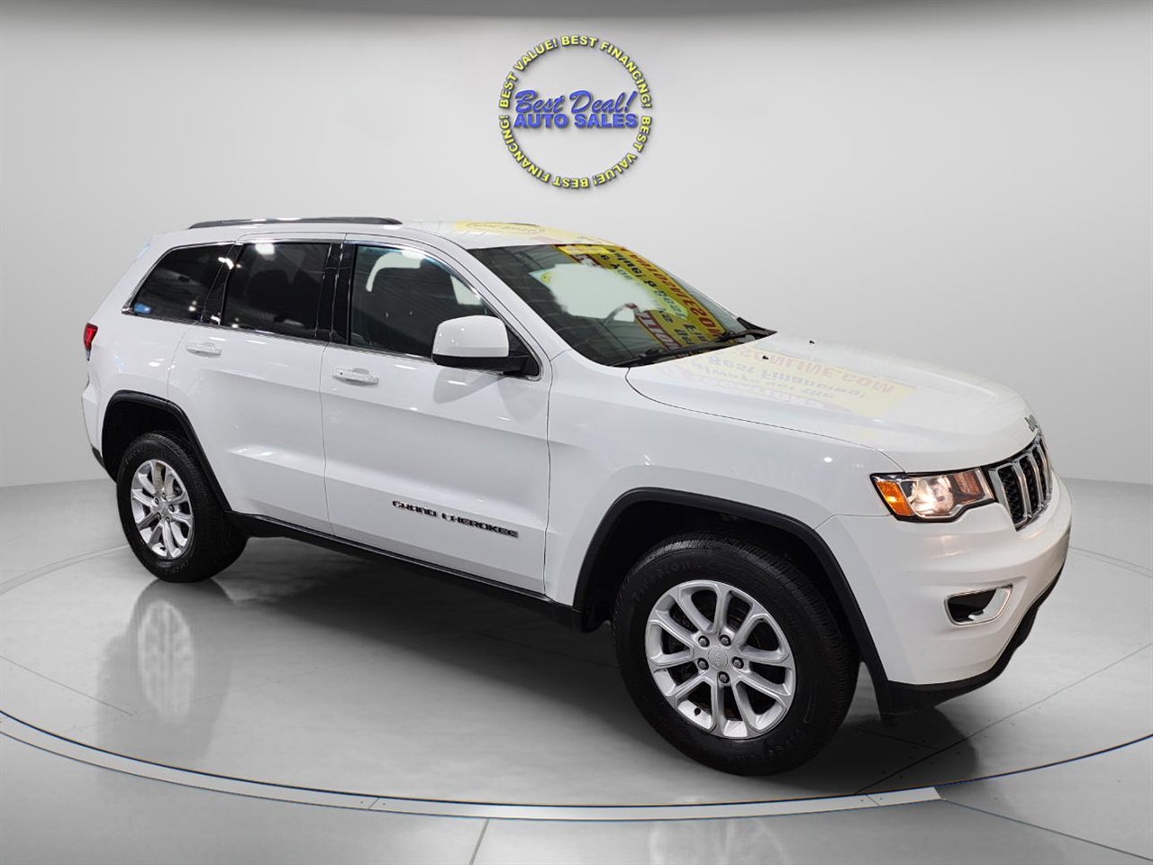 2021 Jeep Grand Cherokee Laredo E photo 9