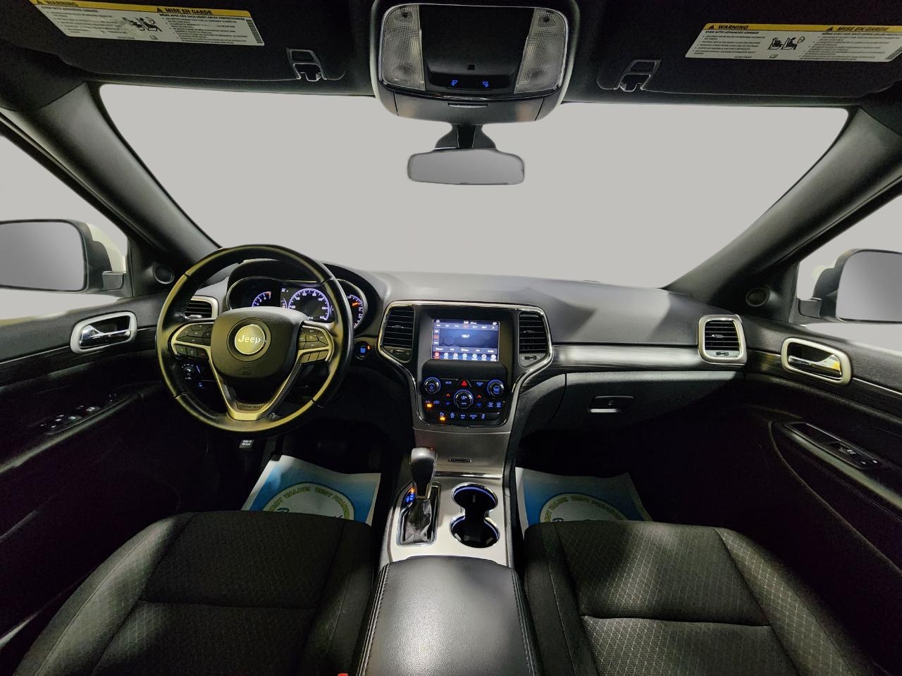2021 Jeep Grand Cherokee Laredo E photo 11