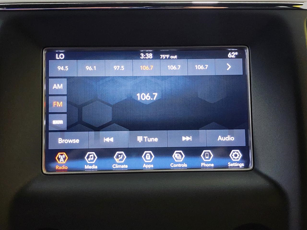 2021 Jeep Grand Cherokee Laredo E photo 18