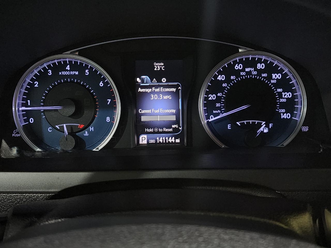 2017 Toyota Camry LE photo 14