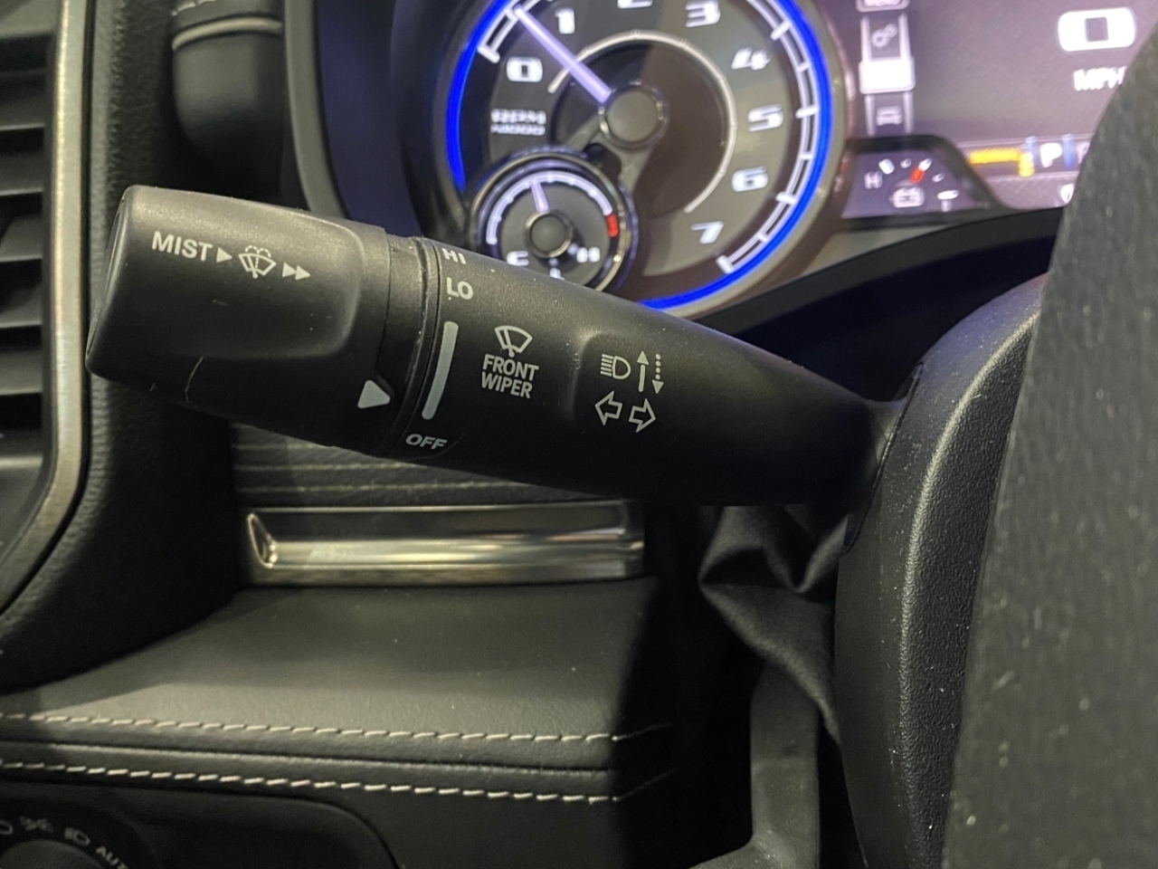 RAM 1500 Limited Crew Cab SWB 4WD 2019