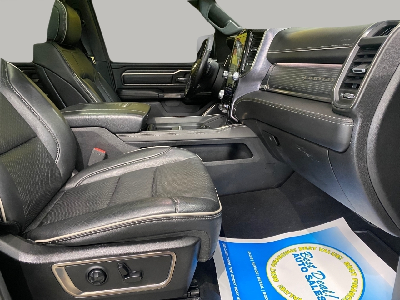 RAM 1500 Limited Crew Cab SWB 4WD 2019