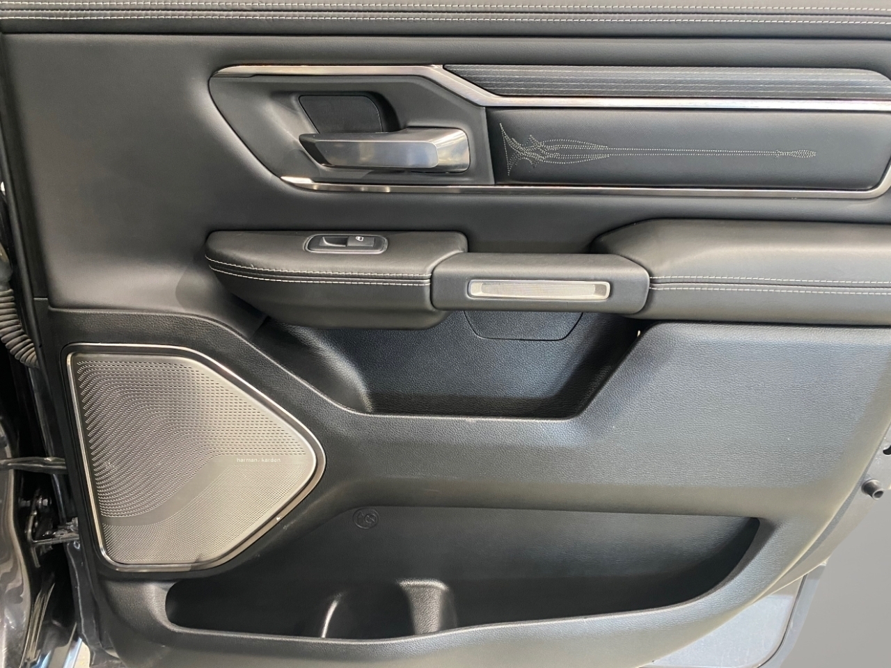 RAM 1500 Limited Crew Cab SWB 4WD 2019