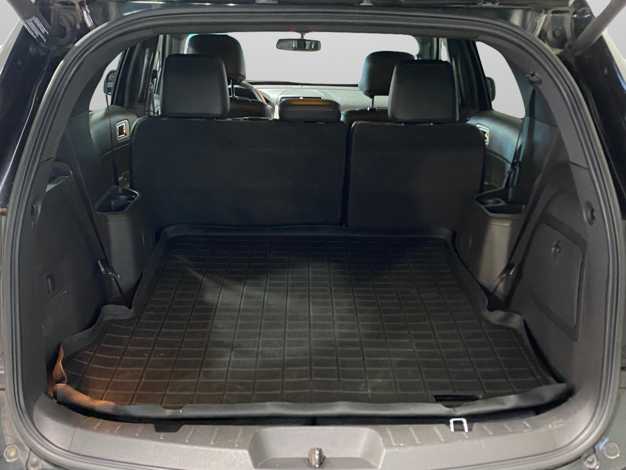 2015 Ford Explorer XLT photo 7