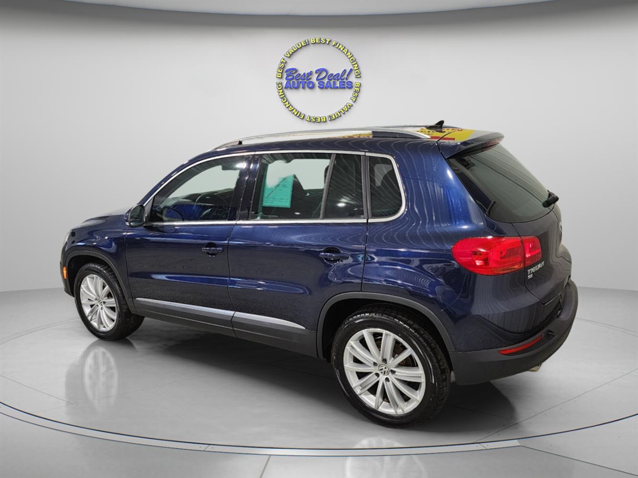 2016 Volkswagen Tiguan R-Line SEL photo 4