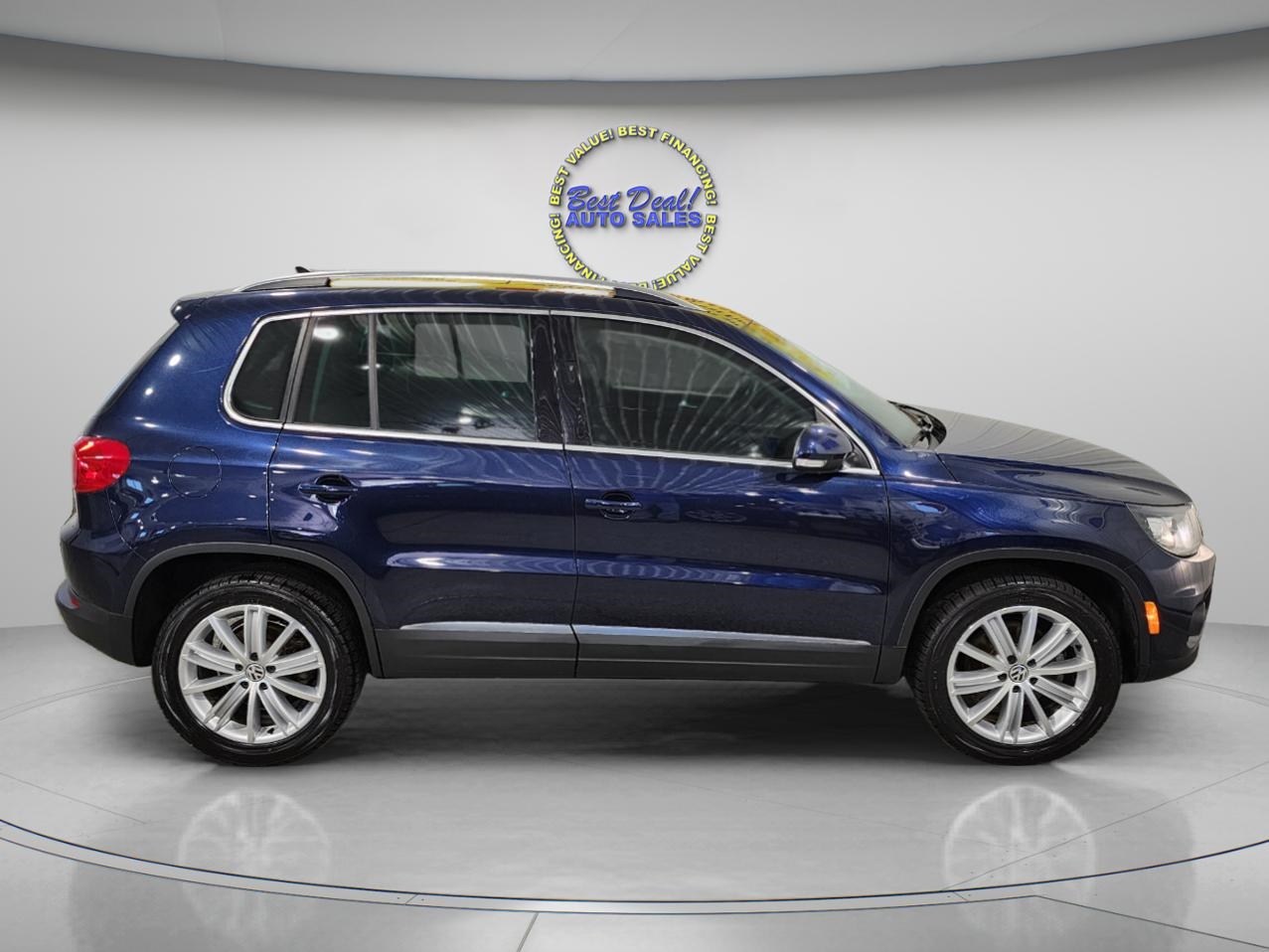 2016 Volkswagen Tiguan R-Line SEL photo 7