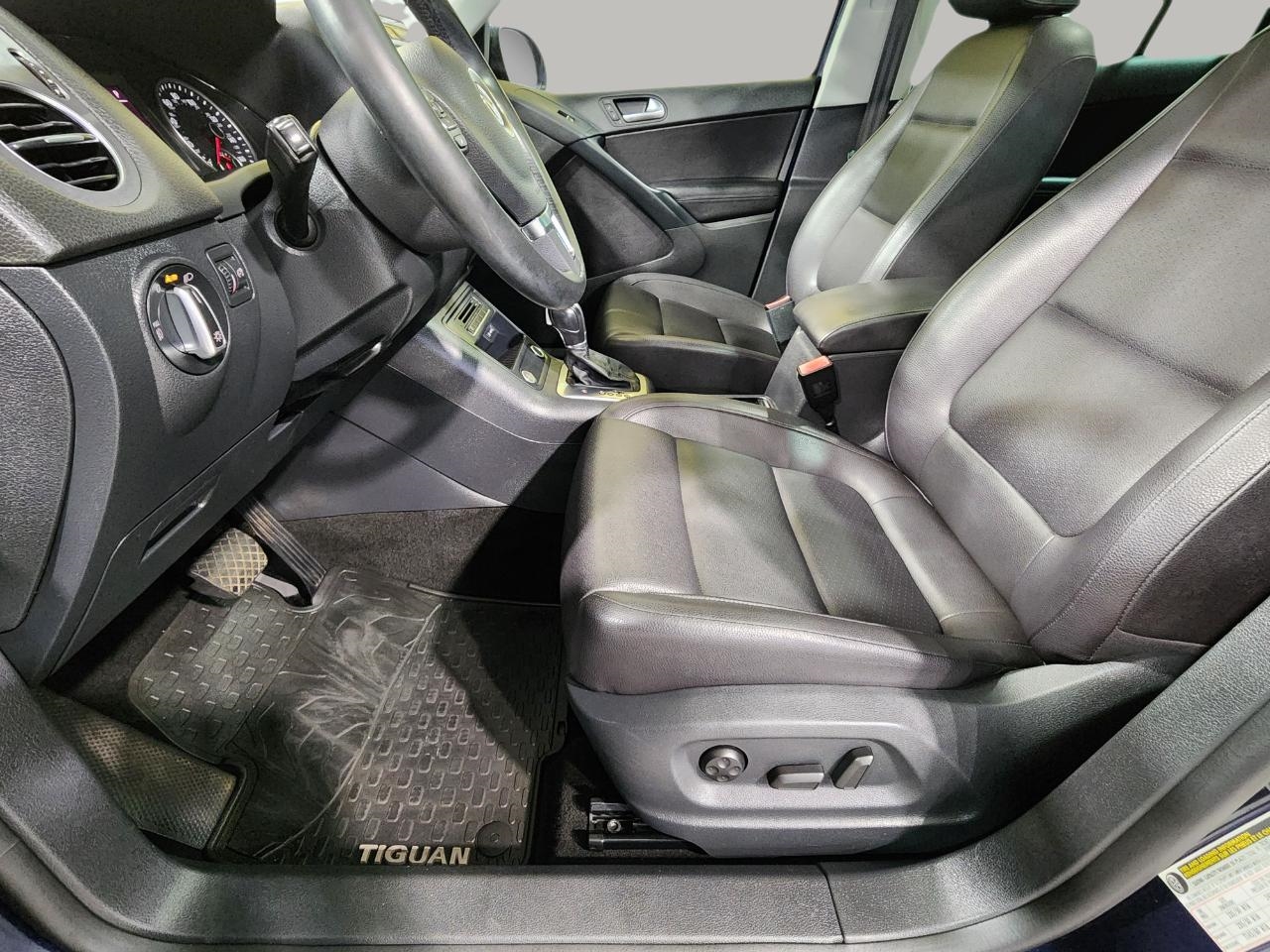 2016 Volkswagen Tiguan R-Line SEL photo 11
