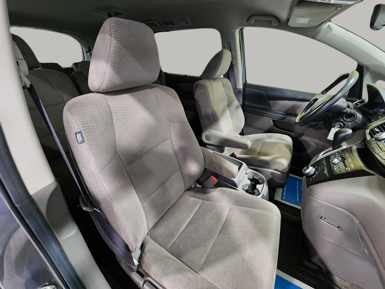 2013 Honda Odyssey EX photo 24