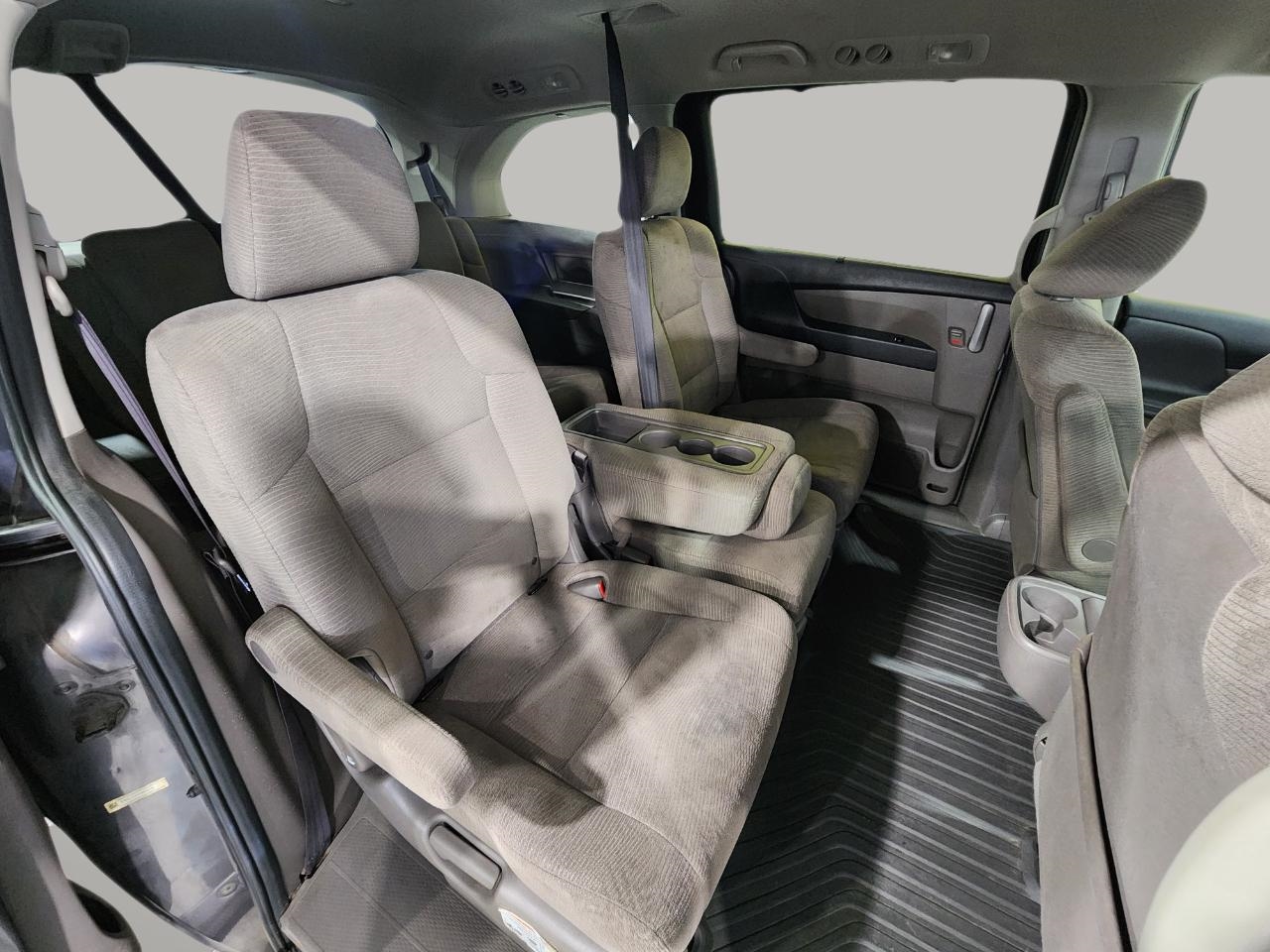 2013 Honda Odyssey EX photo 28