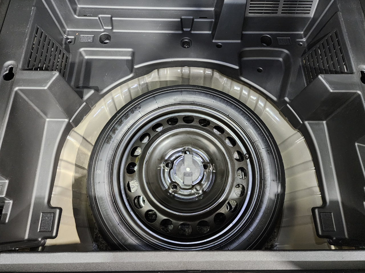 2019 Chevrolet Equinox photo 30