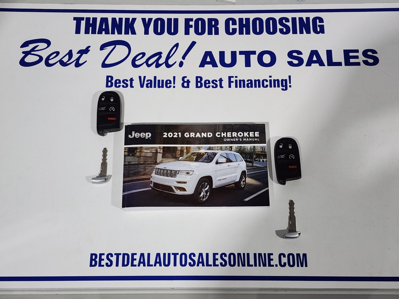 2021 Jeep Grand Cherokee 4X4 Laredo X 4dr SUV