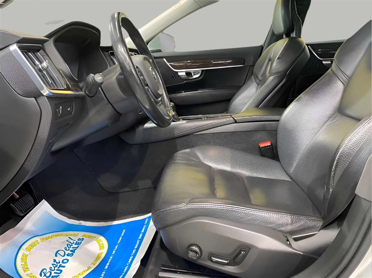 Volvo S90 T6 Momentum AWD 2018