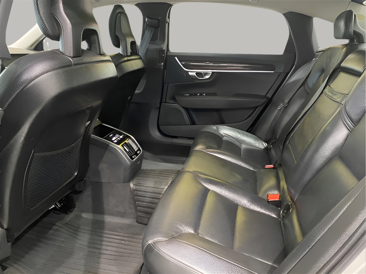 Volvo S90 T6 Momentum AWD 2018