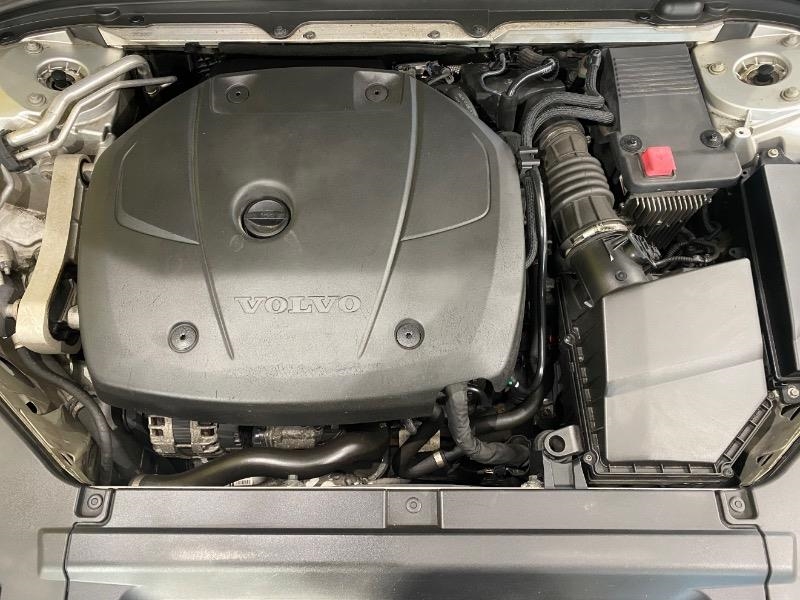 Volvo S90 T6 Momentum AWD 2018