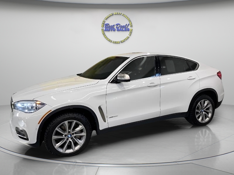 2019 BMW X6 50i's photo