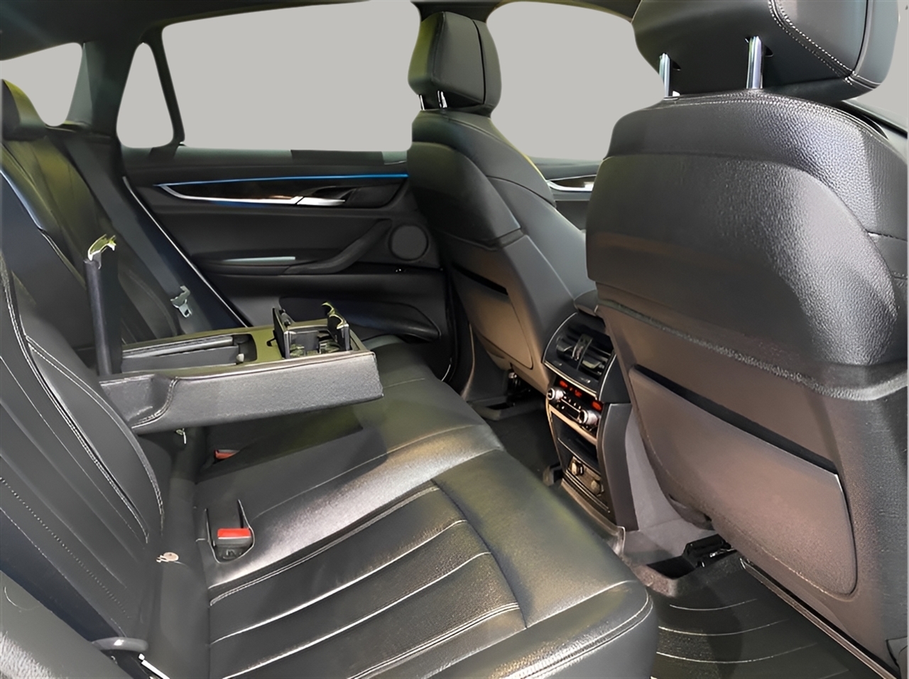 BMW X6 xDrive50i 2019