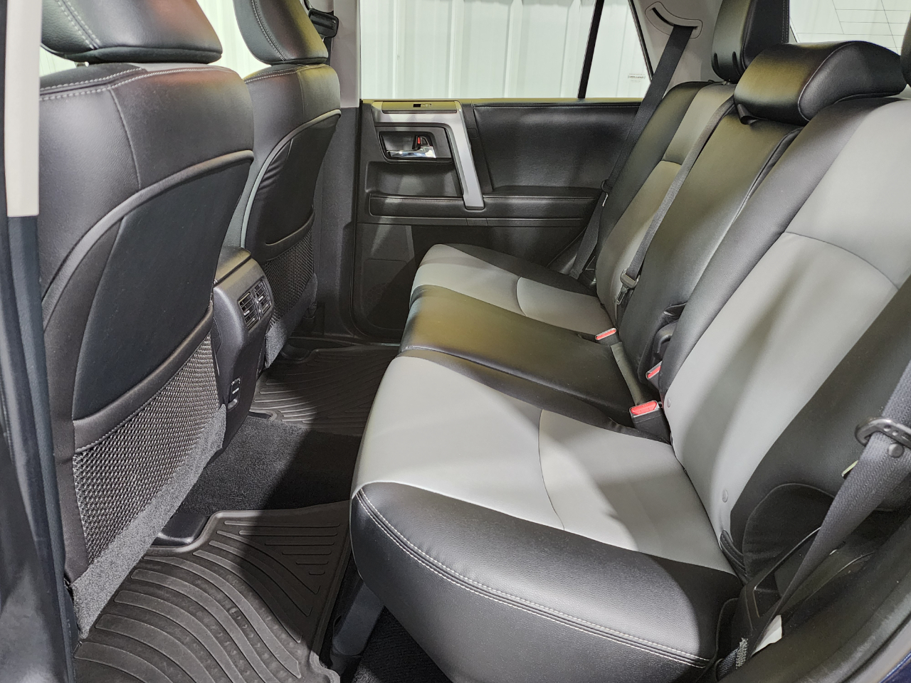 Toyota 4Runner  2016 Toyota 4Runner  2016