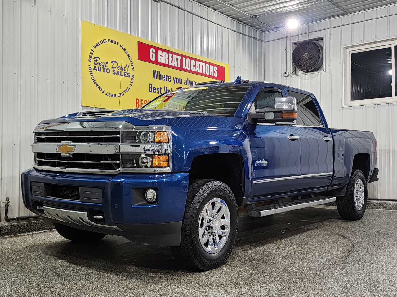 2018 Chevrolet Silverado 2500HD High Country Crew Cab Short Box 4WD PICKUP