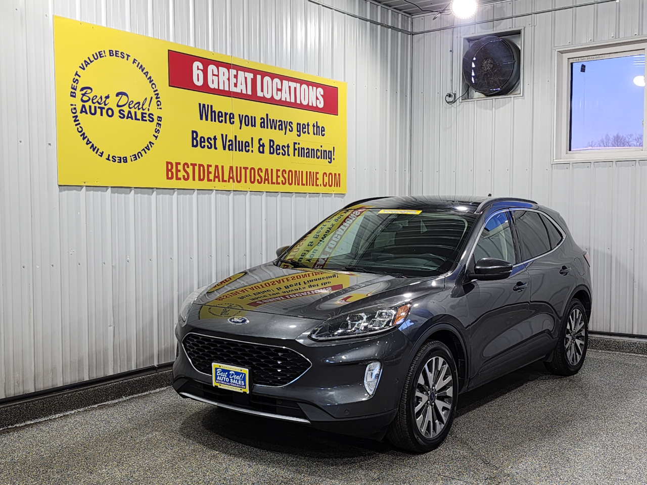 2020 Ford Escape Titanium 4WD 4DR SUV