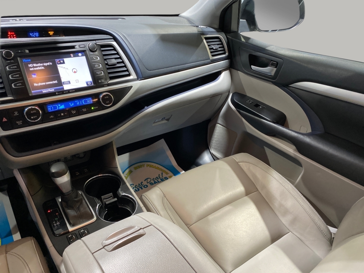 Toyota Highlander XLE AWD V6 2017