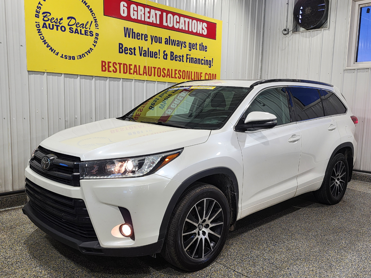 2017 Toyota Highlander AWD SE 4dr SUV