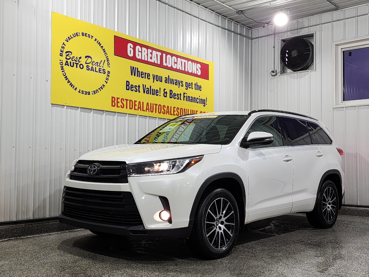 2017 Toyota Highlander AWD SE 4dr SUV