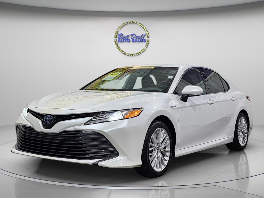 2019 Toyota Camry Hybrid XLE 4DR SEDAN