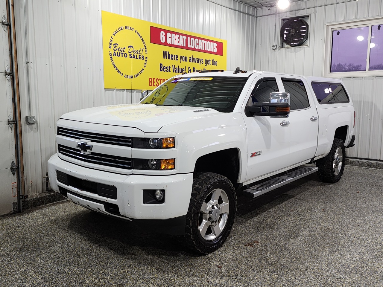 2016 Chevrolet Silverado 2500HD 4X4 LTZ 4DR CREW CAB SB PICKUP
