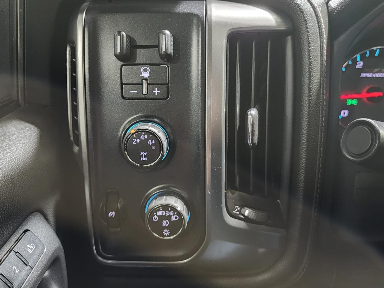 Chevrolet Silverado 2500HD  2016