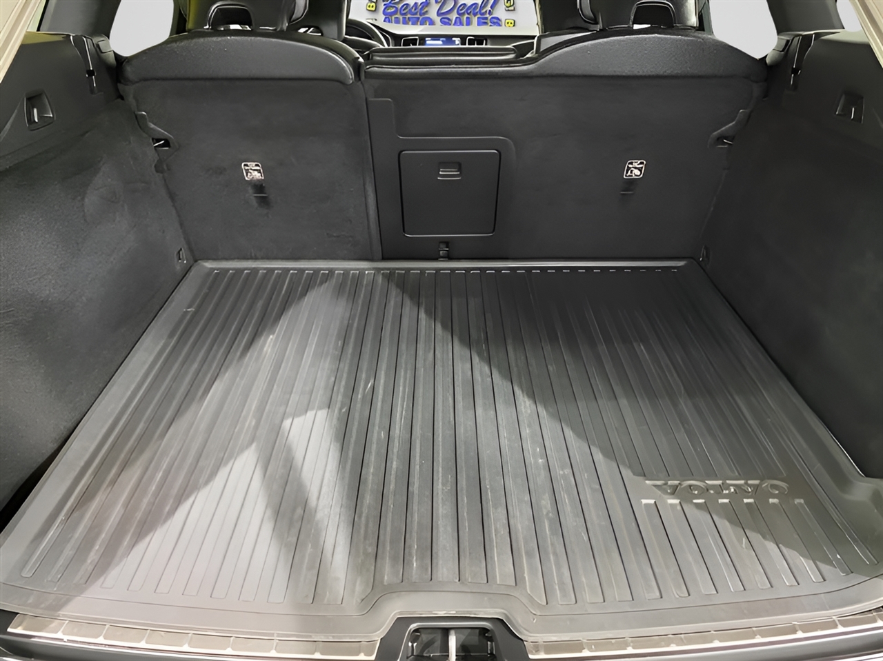 Volvo XC60 T8 Momentum Hybrid AWD 2022