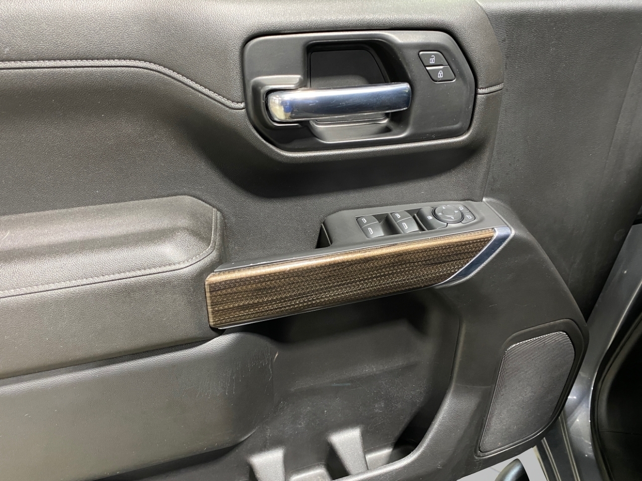 Chevrolet Silverado 1500 LT Trail Boss Crew Cab 4WD 2020