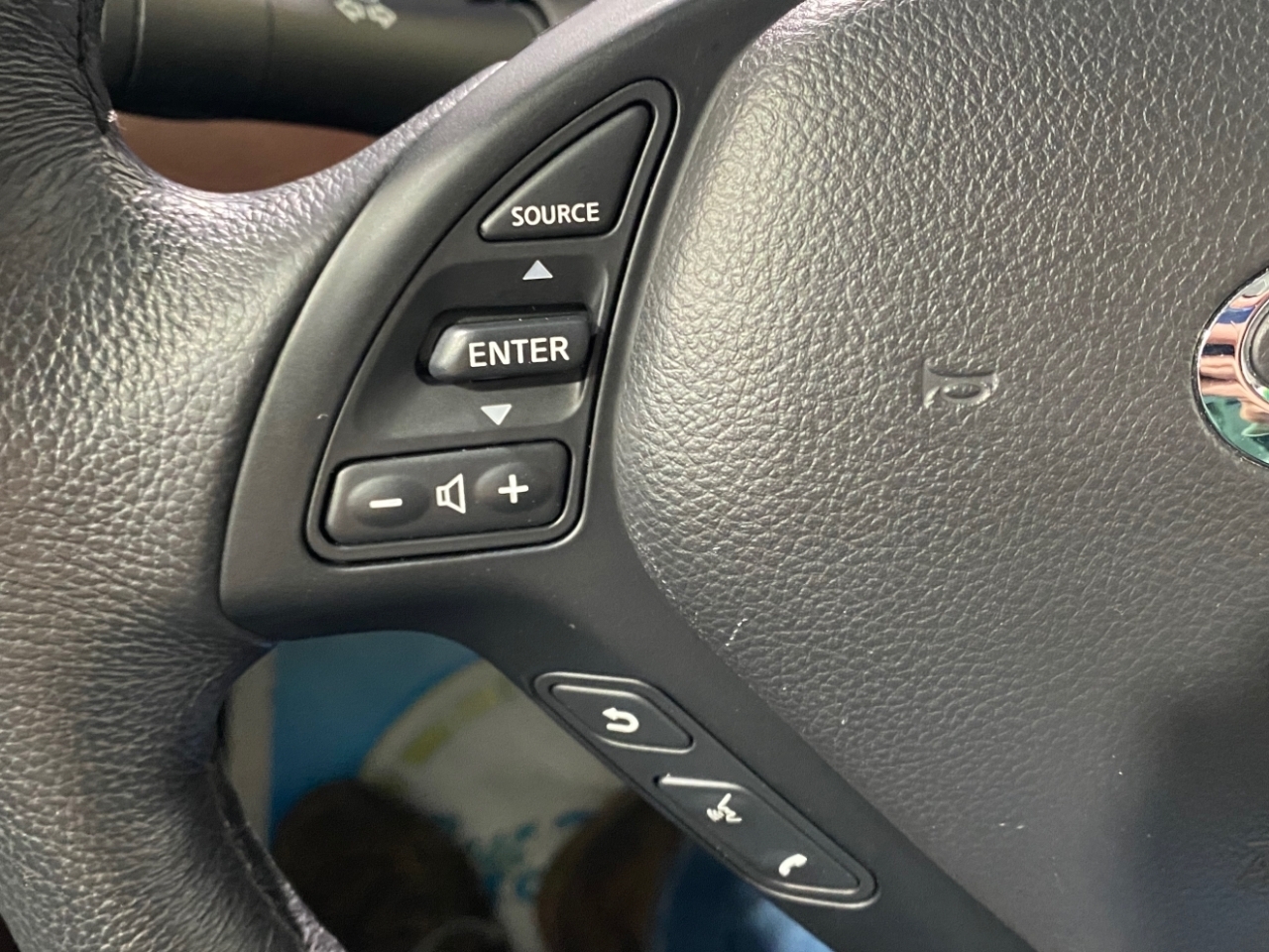 Infiniti QX50 Base AWD 2017