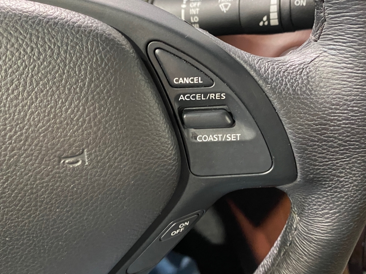 Infiniti QX50 Base AWD 2017