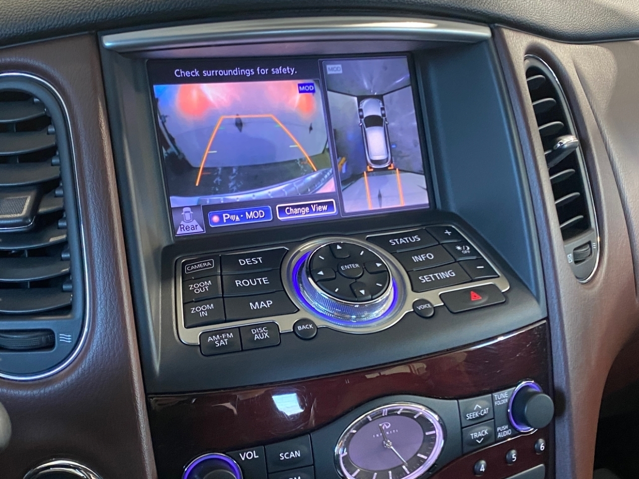 Infiniti QX50 Base AWD 2017