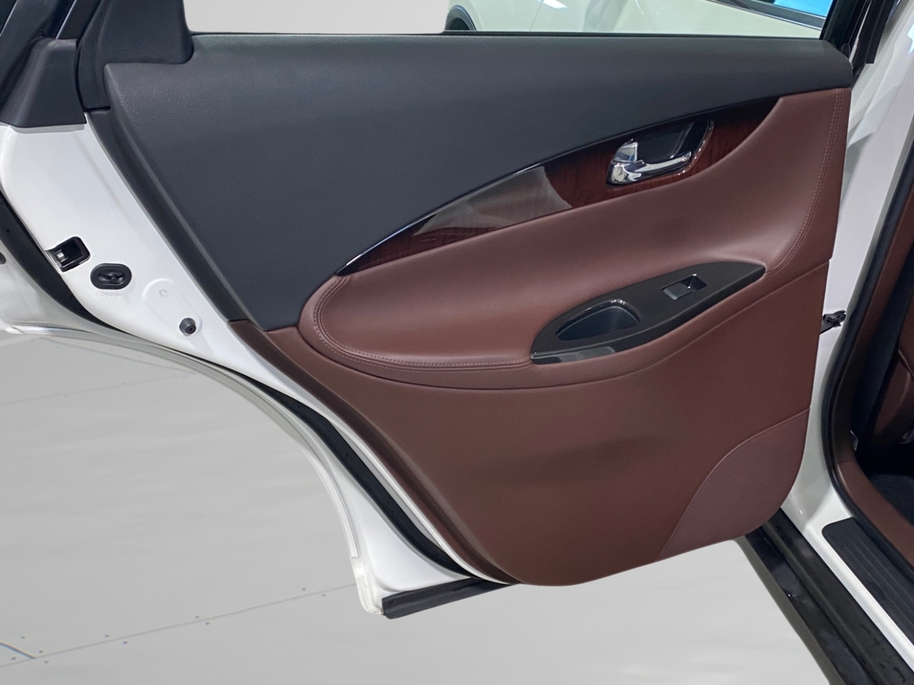 Infiniti QX50 Base AWD 2017