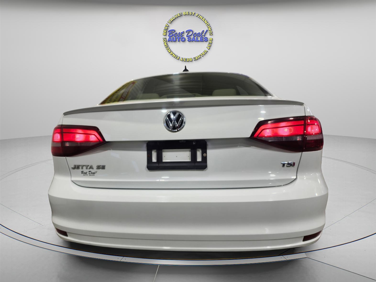 2017 Volkswagen Jetta 1.4T photo 3