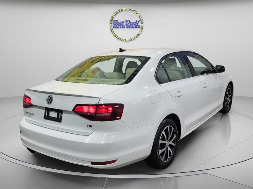 2017 Volkswagen Jetta 1.4T photo 4