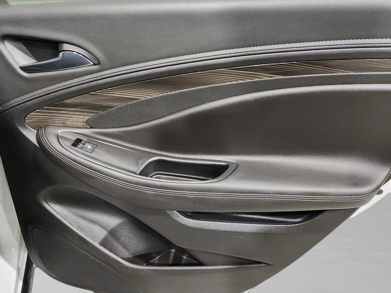 Buick Envision  2019