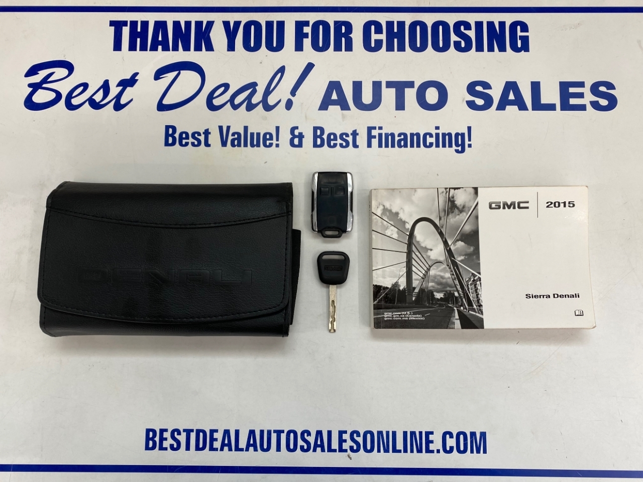 GMC Sierra 2500HD Denali Crew Cab 4WD 2015