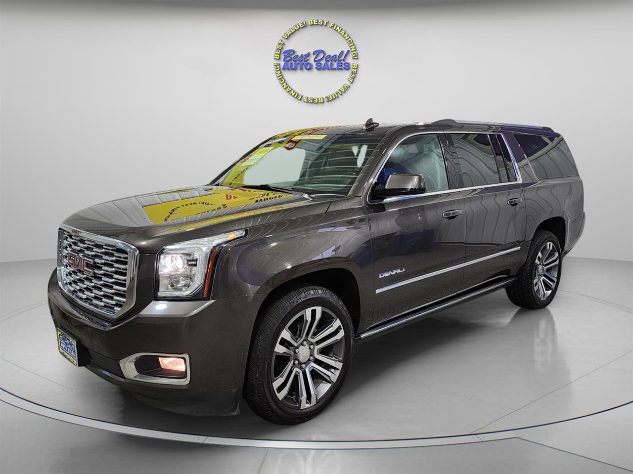 GMC Yukon XL Denali 4WD 2019