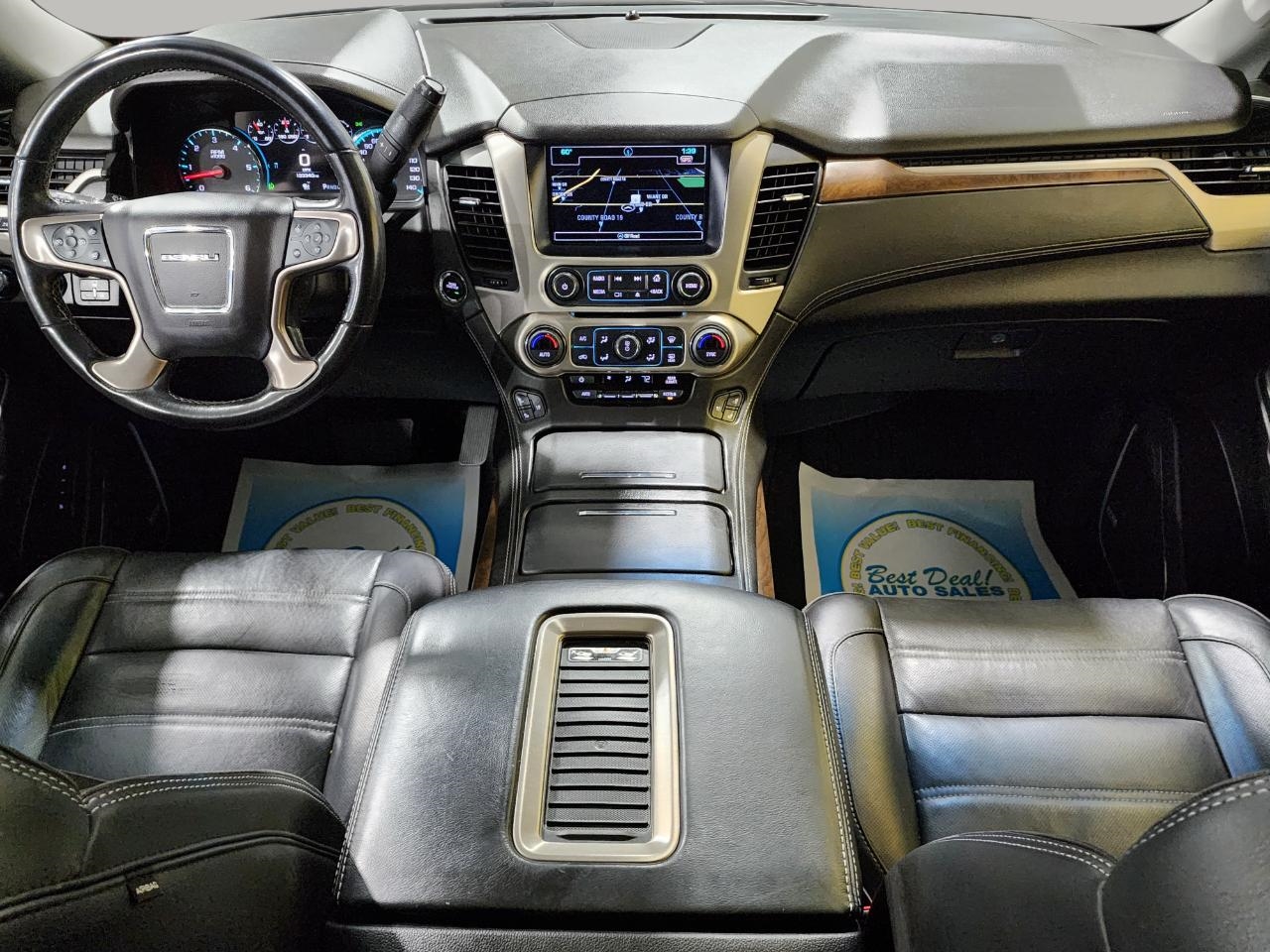 GMC Yukon XL Denali 4WD 2019